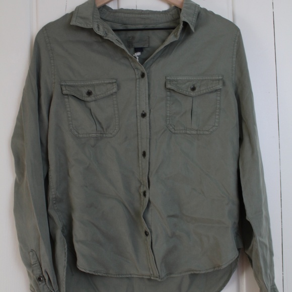 Universal Threads Olive Button-Down - Picture 2 of 4